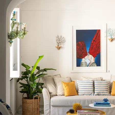 Nyaraló Michela, 2br, 2bt, Patio, Newly Renovated *