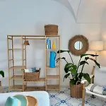 Michela, 2br, 2bt, Patio, Newly Renovated 度假居