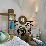 度假居 Michela, 2br, 2bt, Patio, Newly Renovated