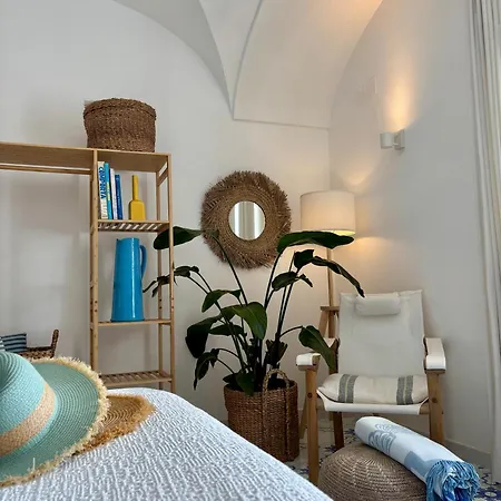 Casa vacanze Michela, 2br, 2bt, Amazing Patio, Jacuzzi, Newly Renovated
