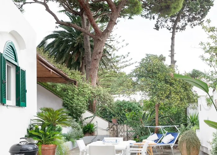 別荘 Michela, 2br, 2bt, Patio, Newly Renovated カプリ